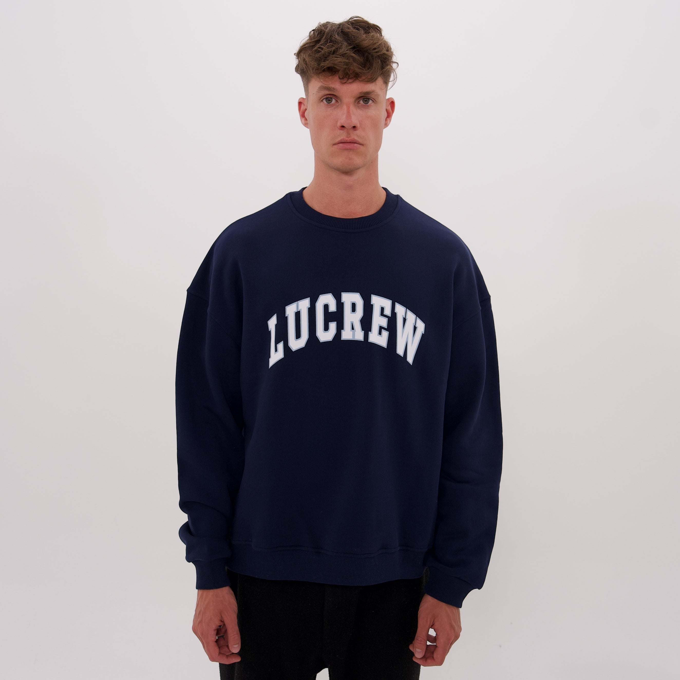 LUCREW College Sweatshirt dunkelblau