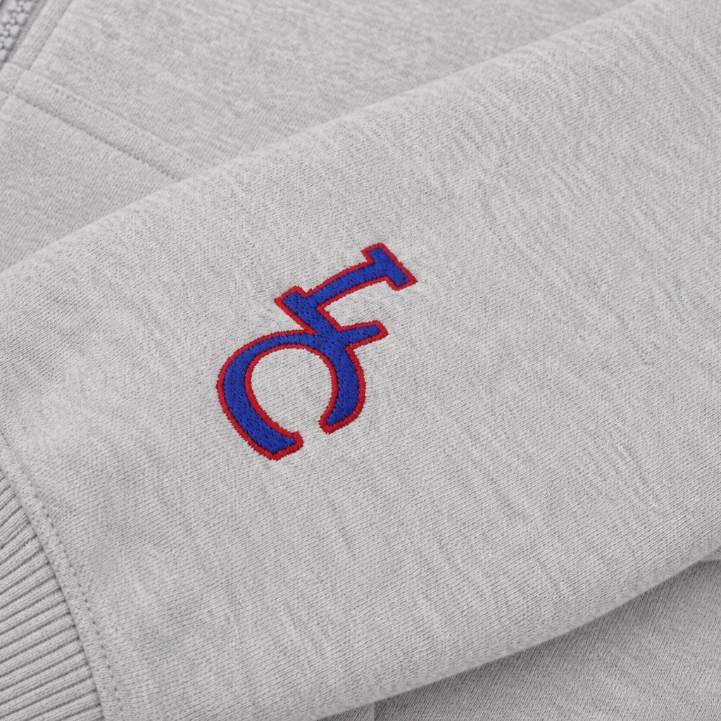 Graue LUCREW Patches Hoodie Jacke von LaserLuca, LC Logo Stick Ärmel Nahaufnahme