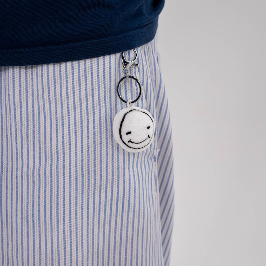 Smileyface Schlüsselanhänger weiß