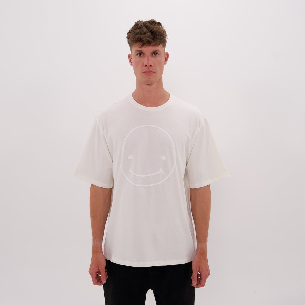 Smileyface Shirt marshmallow